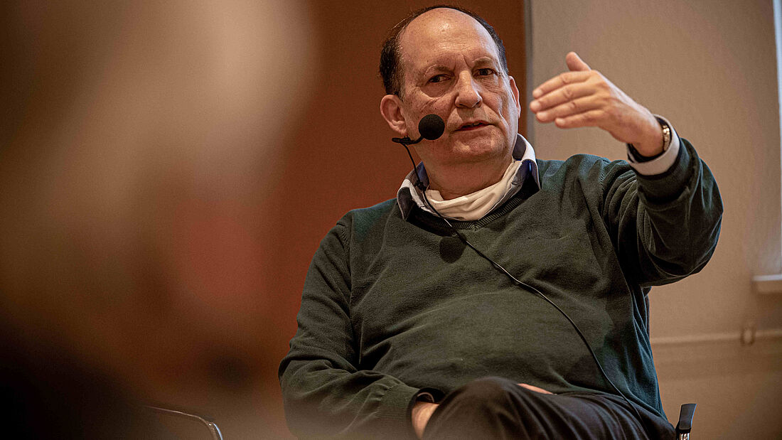 Prof. Dr. Günther Tränkle vom Ferdinand-Braun Institut in Berlin-Adlershof bei der Aufnahme des LNDW-Podcasts